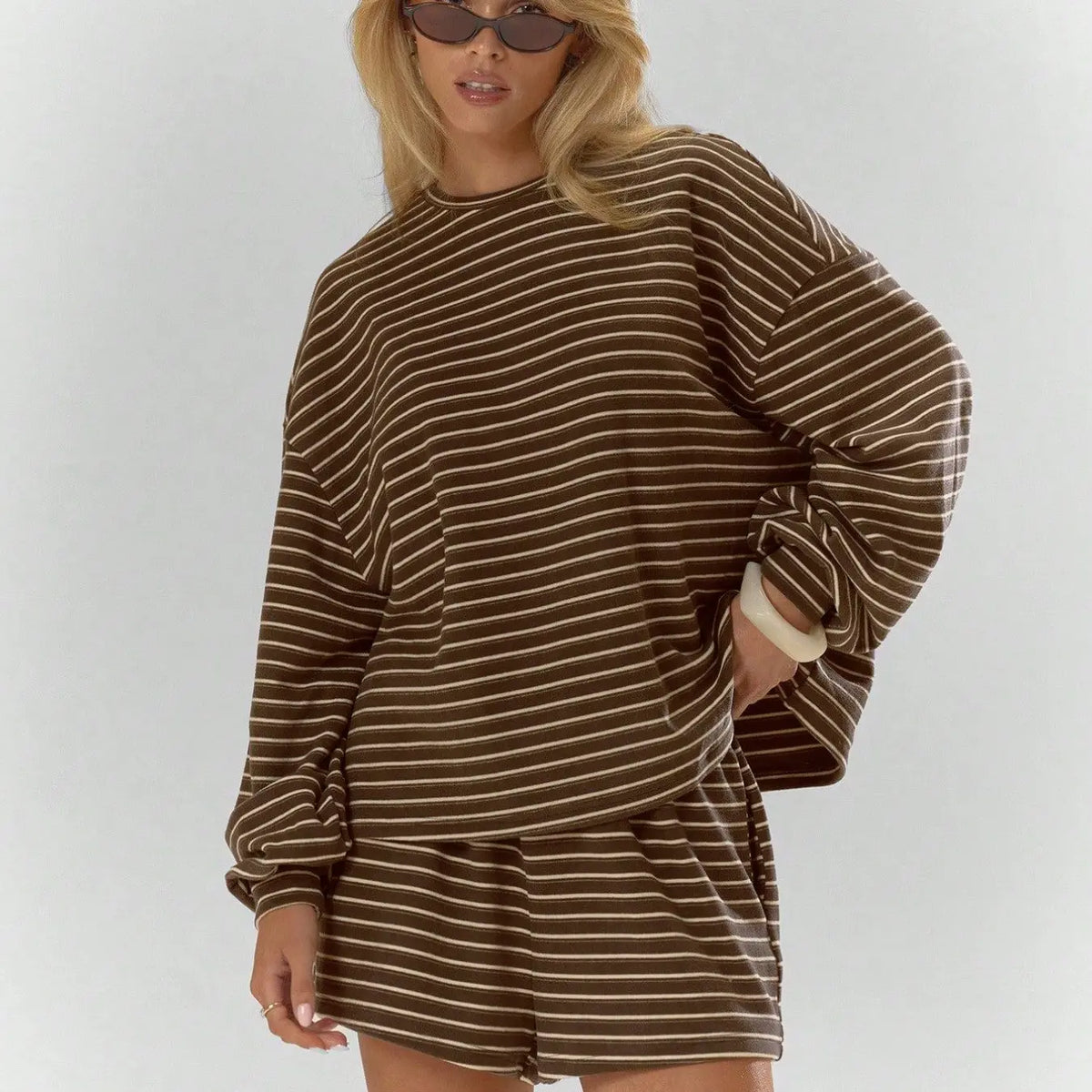 Women'S Striped Set, Loose Fit Oversized, Casual round Neck Long Sleeve Top, Pocket Shorts, 2-Piece Set, Soft Comfortable, Thick Warm Home Wear